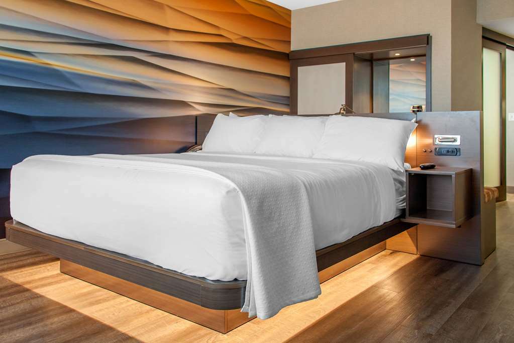Cambria Hotel Milwaukee Downtown Room photo